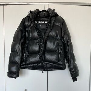 Aritzia - The Super Puff™ Shorty